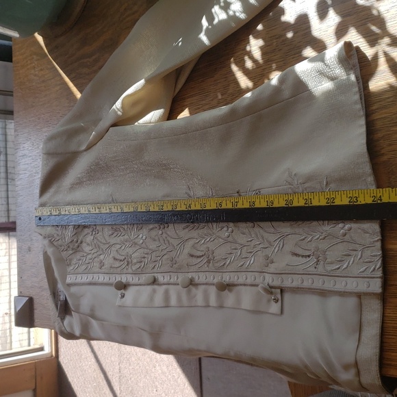 Adriana Papell silk beige Mother of the Bride 2 piece set - Picture 14 of 17